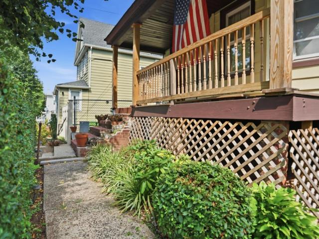 House for sale in Linden, New Jersey