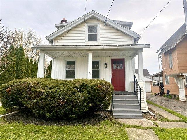 House for sale in Niagara, New York