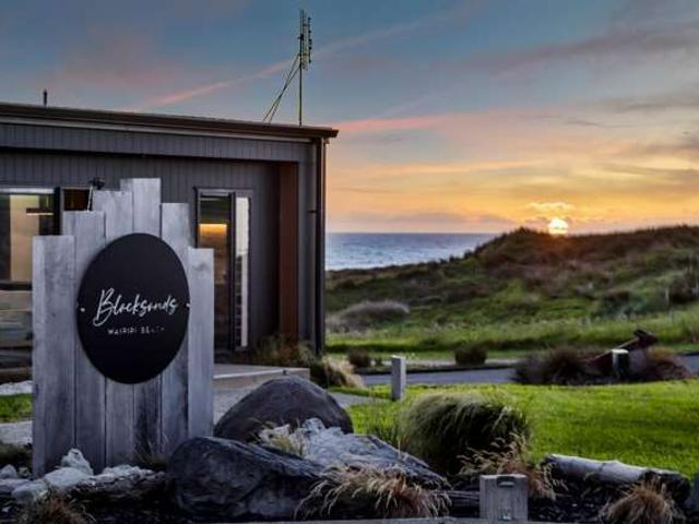House for sale in Waverley, Taranaki