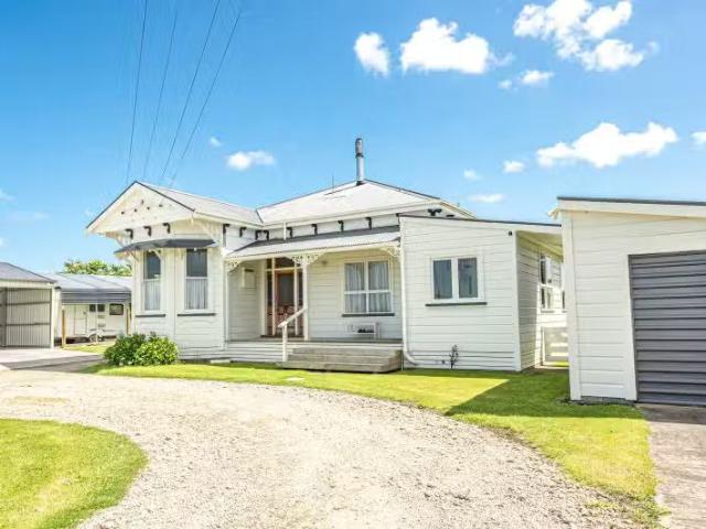 House for sale in Waverley, Taranaki