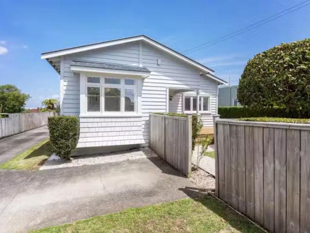 House for sale in Auckland, Oroua County
