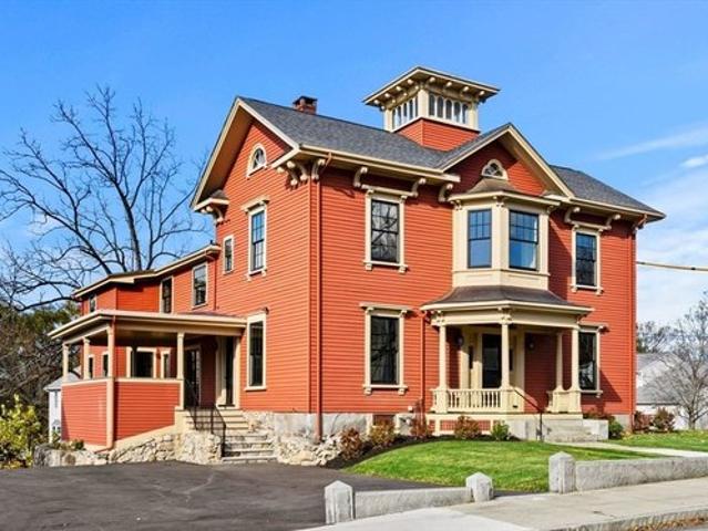House for sale in Woburn, Massachusetts