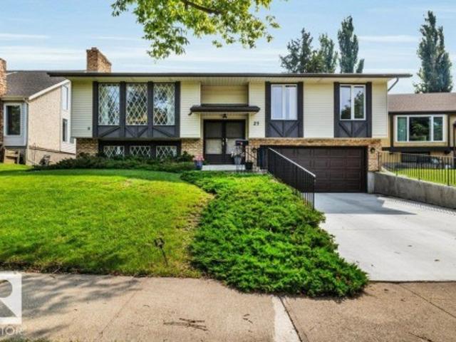 House for sale in Saint Albert, Alberta