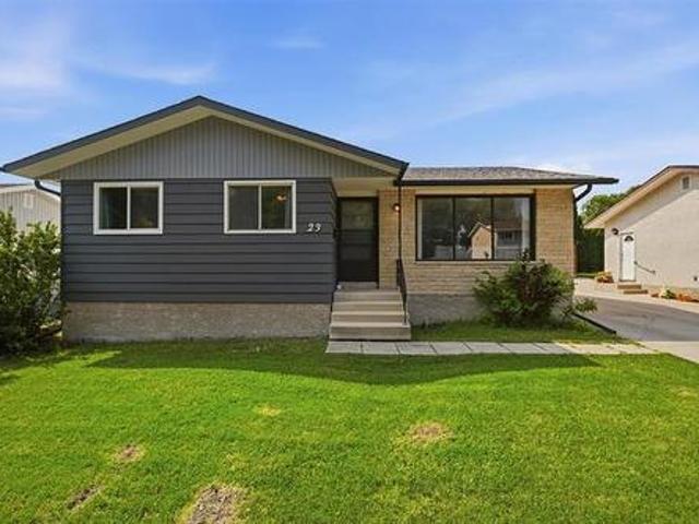 House for sale in East St. Paul, Manitoba