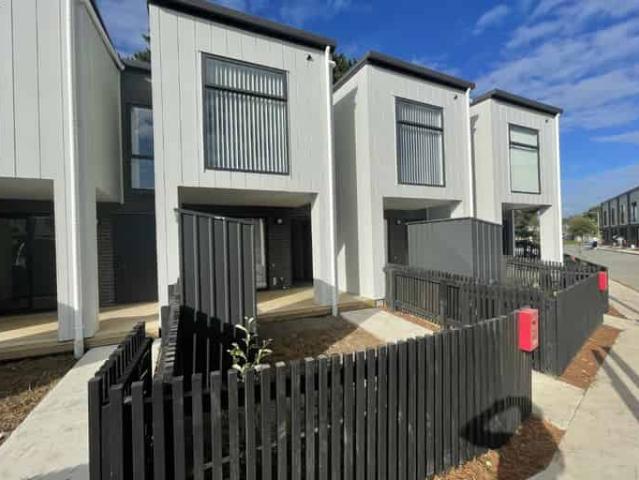 House for rent in Owhata, Oroua County