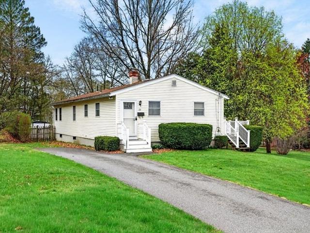 House for sale in Clinton, Massachusetts
