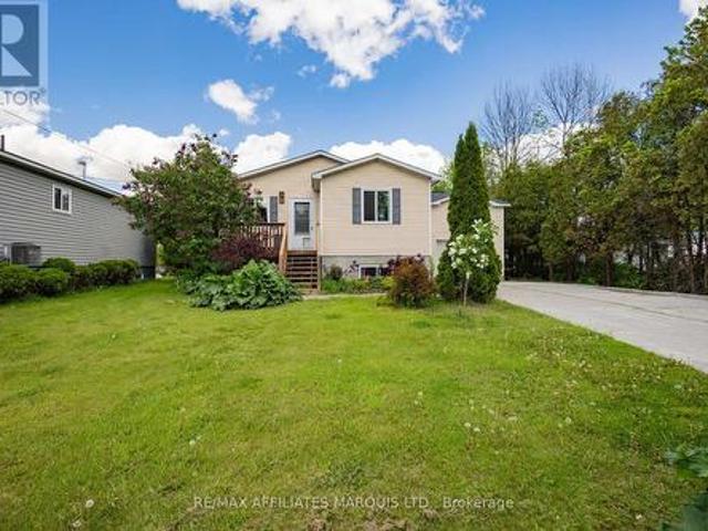 House for sale in South Glengarry, Ontario