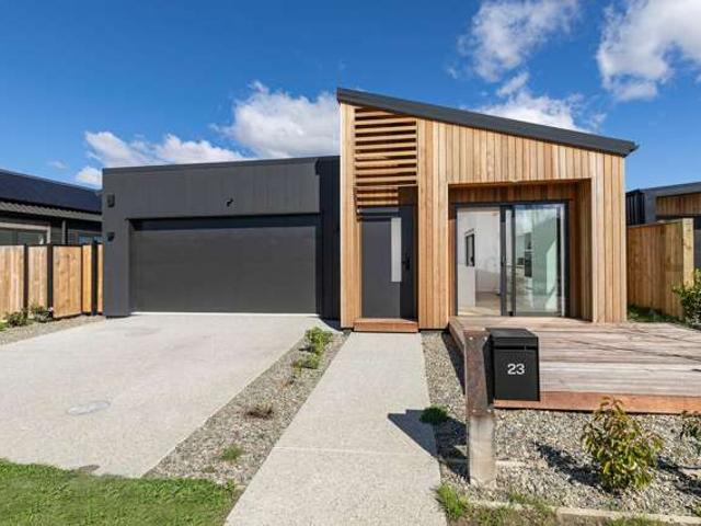 House for sale in Otakou