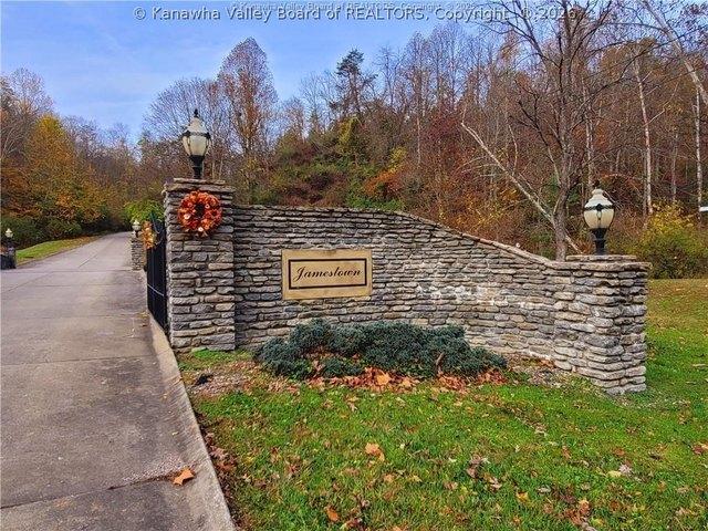 Land for sale in Hurricane, West Virginia
