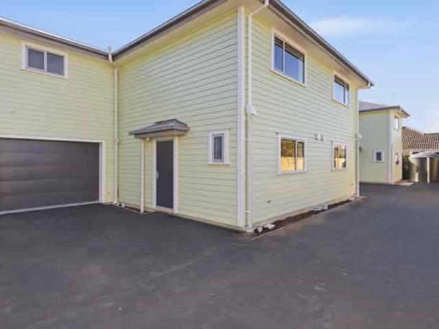 House for rent in Heathcote, Canterbury