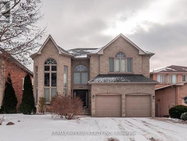 House for sale in Richmond Hill, Golden Horseshoe