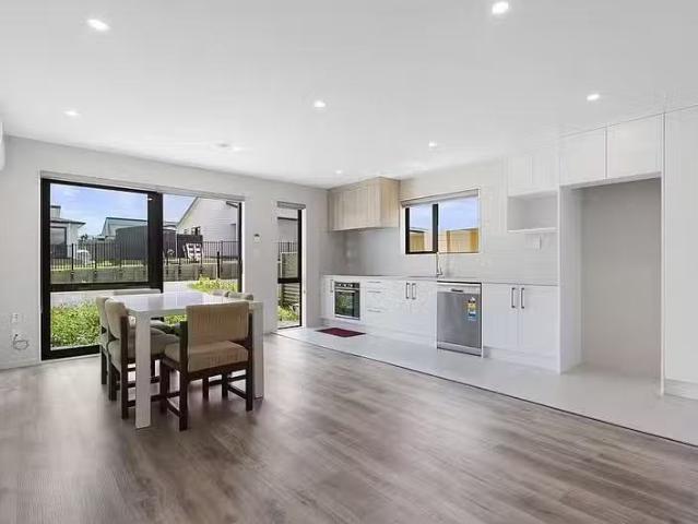 House for rent in Awhitu