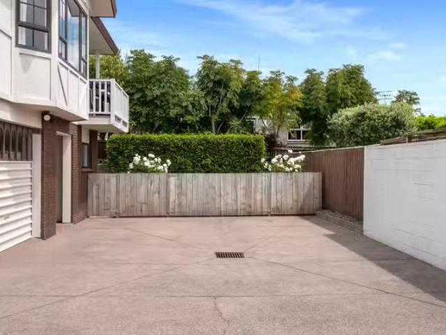House for sale in Omokoroa, Bay Of Plenty