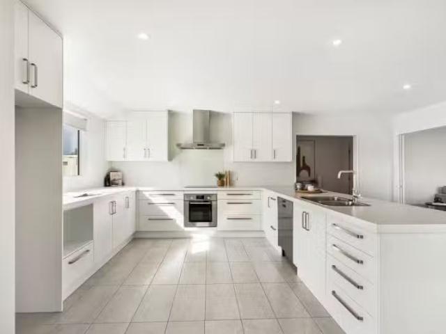 House for sale in Woodend, Canterbury