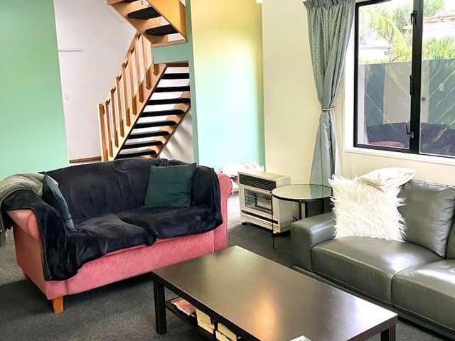Townhouse for rent in Days Bay, Wellington