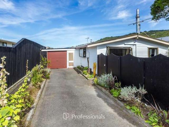 House for sale in Pauatahanui, Wellington
