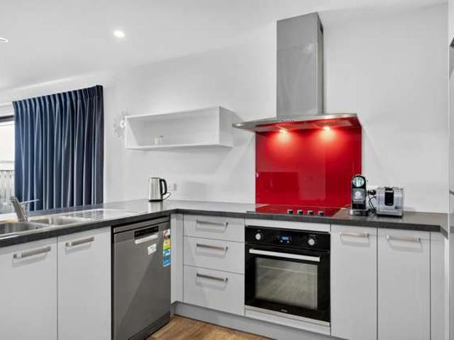 Townhouse for sale in Nelson City, Cable Bay