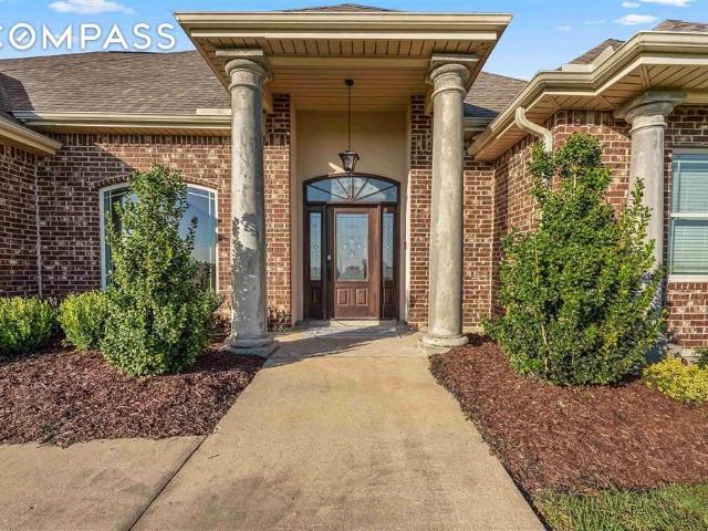House for sale in Iowa, Louisiana