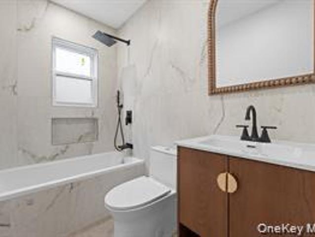 Property for rent in Queens, Arverne