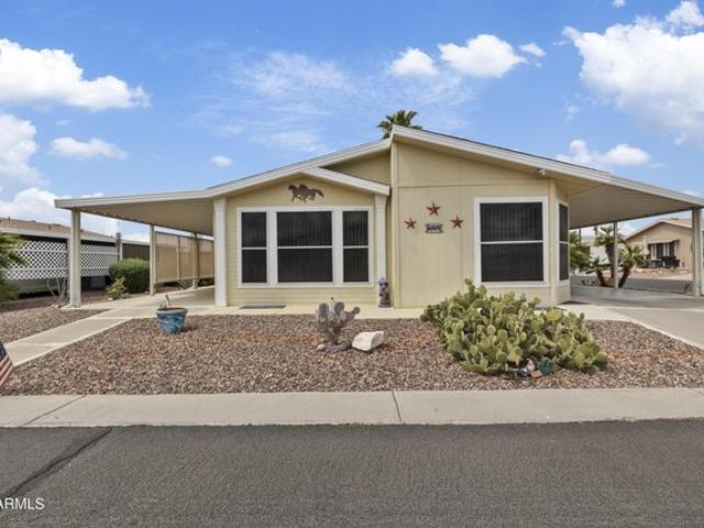 House for sale in Apache Junction, Arizona