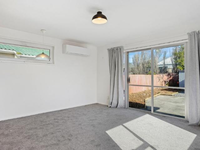 House for rent in Chaslands, Canterbury