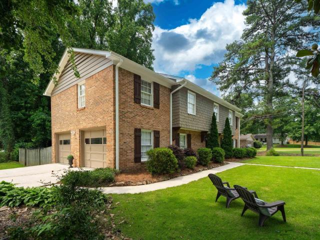 House for sale in Hoover, Alabama