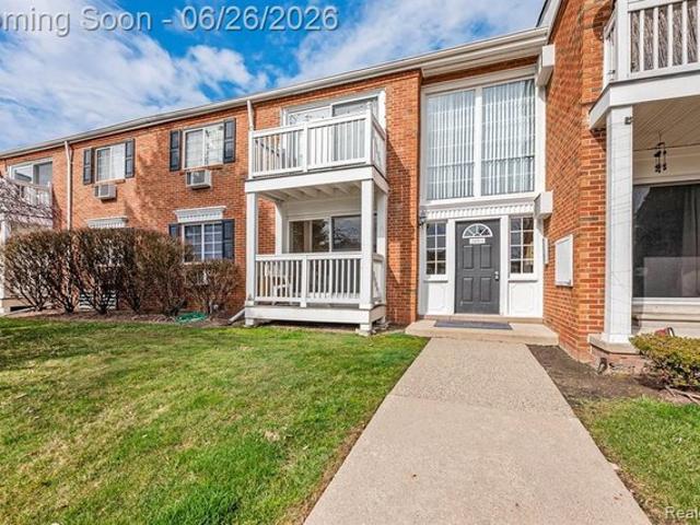 Condo for sale in Royal Oak, Michigan