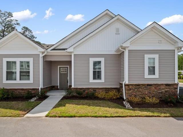Townhouse for sale in Suffolk, Virginia