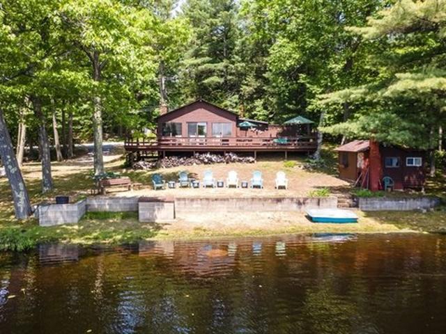 House for sale in Ashby, Middlesex County