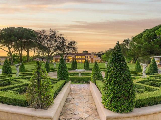 House for sale in Thousand Oaks, Ventura County