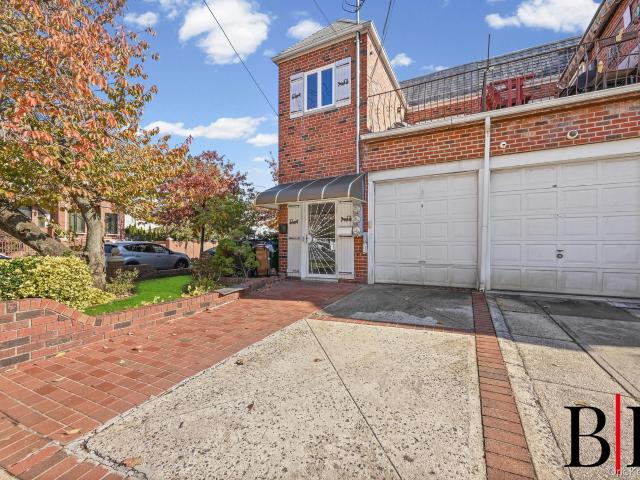 House for sale in Arverne, New York