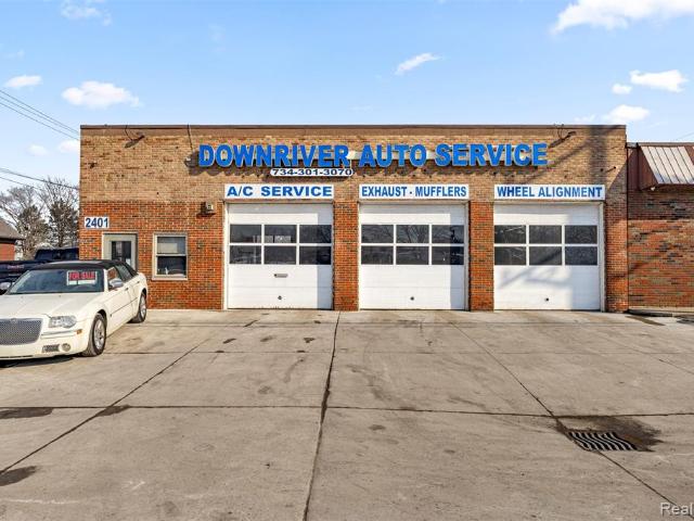 Commercial for sale in Trenton, Michigan