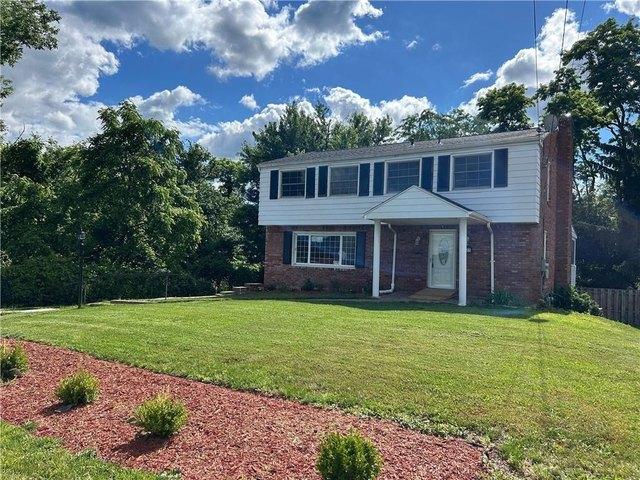House for sale in Monroeville, Pennsylvania