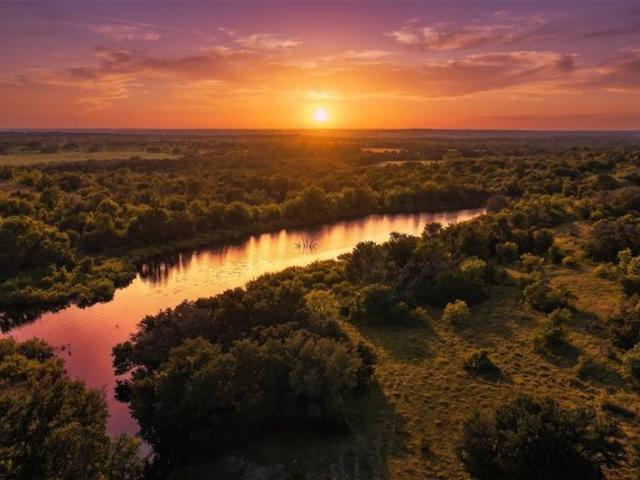 Land for sale in Gustine, Texas
