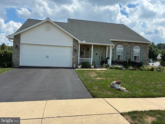 House for sale in Sinking Spring, Berks County