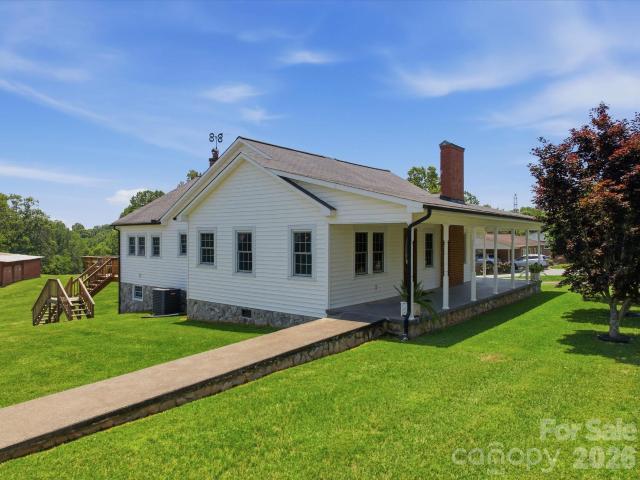 House for sale in Glen Alpine, North Carolina