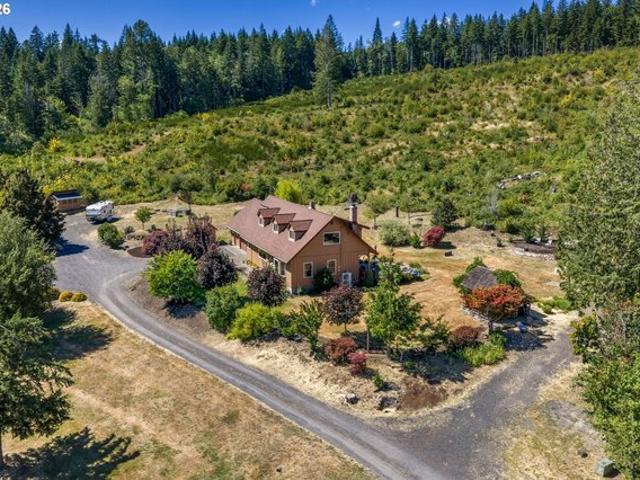 House for sale in Stevenson, Washington
