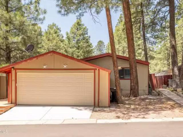 House for sale in Flagstaff