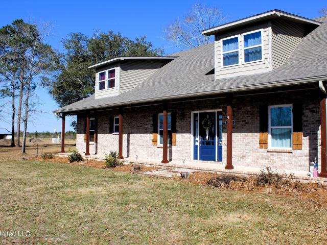 House for sale in Lucedale, Mississippi