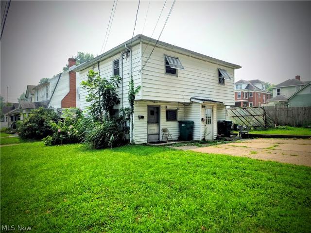 House for sale in Parkersburg, West Virginia