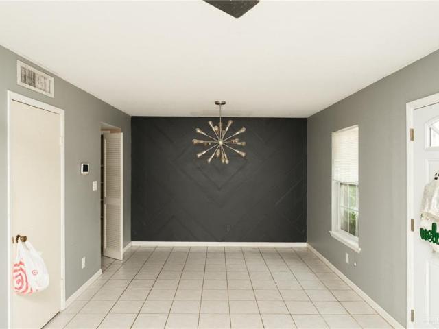 Townhouse for sale in Cameron, Texas