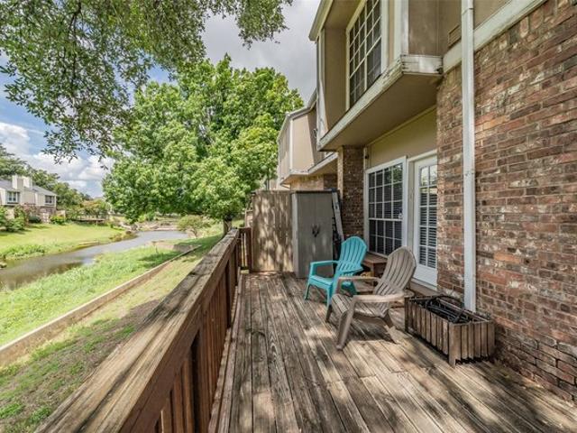 Townhouse for sale in Irving, Texas