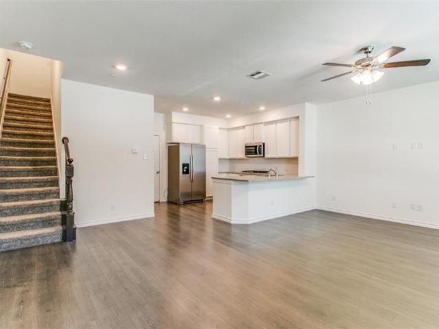 Townhouse for sale in Lewisville
