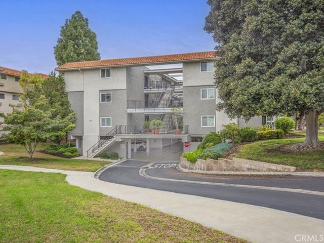 Condo for sale in Laguna Woods, California