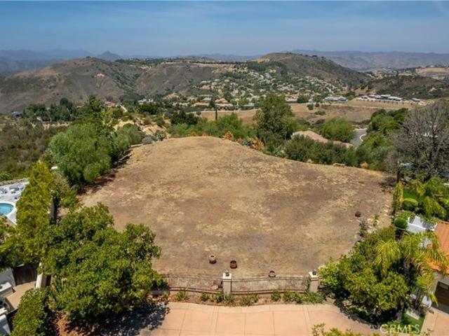Land for sale in Calabasas, California