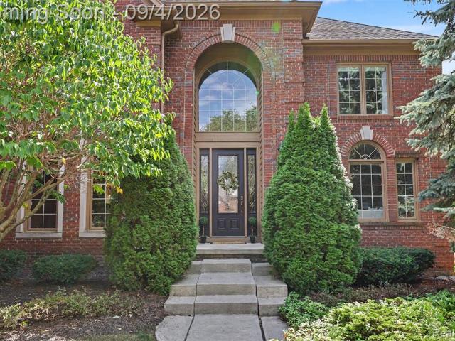 House for sale in Broadmoor Park, Novi