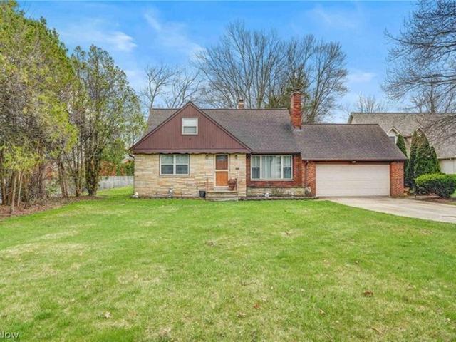 House for sale in North Olmsted, Ohio