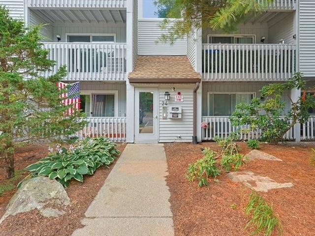 Condo for sale in Franklin, Massachusetts