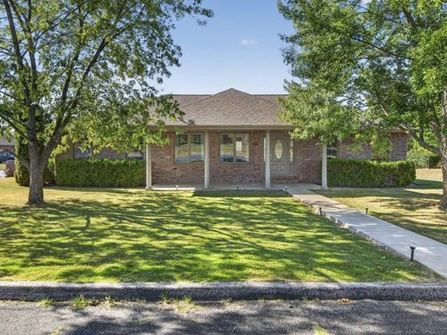 House for sale in Mountain Grove, Wright County