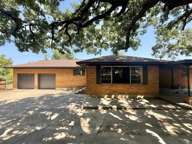 House for sale in Denton, Texas